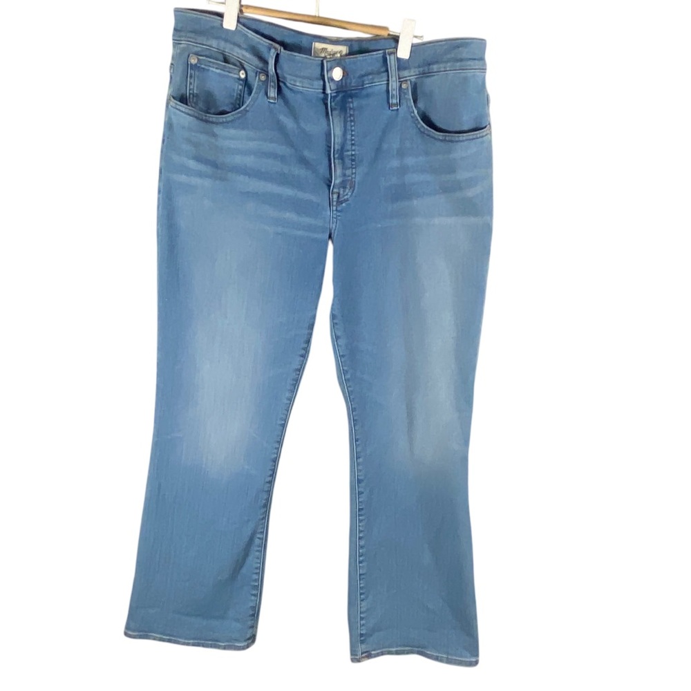 Madewell Mid Rise Kick Out Jeans Light Wash Sz 32